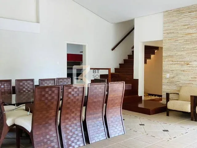 Chácara com 2000m² 5 quartos e 4 banheiros, à venda, no bairro Vale das Laranjeiras em Indaiatuba