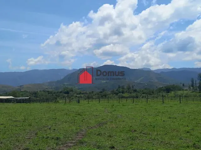 Chácara com 20872m², à venda, no bairro Mandú em Pindamonhangaba