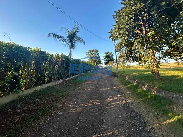 Chácara com 20000m² 4 quartos e 4 banheiros, à venda, no bairro Jardim Nobre em Rolândia