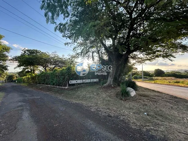 Chácara com 20000m² 4 quartos e 4 banheiros, à venda, no bairro Jardim Nobre em Rolândia