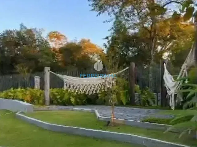 Chácara com 12000m² 4 quartos e 6 banheiros, à venda, no bairro Condomínio Chácara Serimbura em São José dos Campos