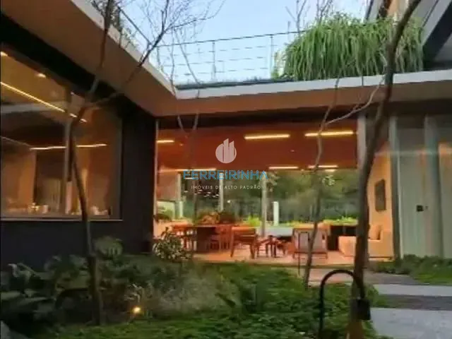 Chácara com 12000m² 4 quartos e 6 banheiros, à venda, no bairro Condomínio Chácara Serimbura em São José dos Campos