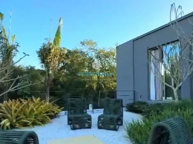 Chácara com 12000m² 4 quartos e 6 banheiros, à venda, no bairro Condomínio Chácara Serimbura em São José dos Campos