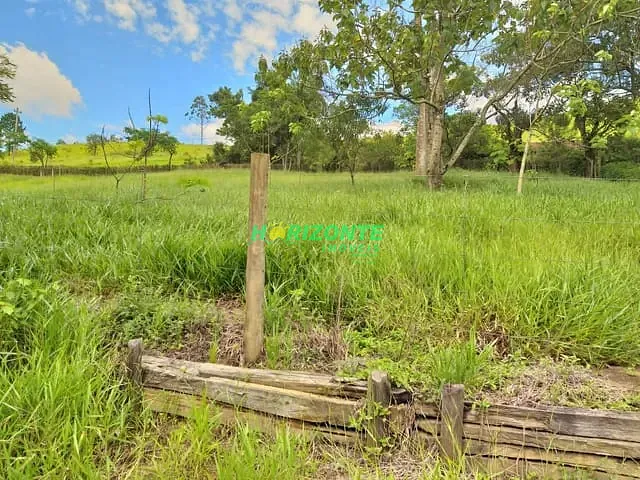 Chácara com 117854m², à venda, no bairro Paião em Guararema