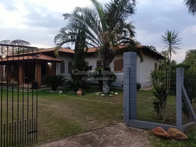 Chácara com 1000m² 5 quartos e 3 banheiros, à venda, no bairro Área Rural de Artur Nogueira em Artur Nogueira