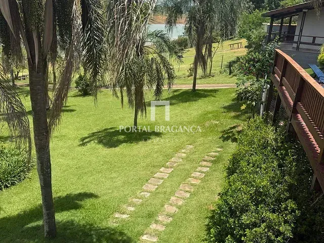 Chácara com 1200m² 4 quartos e 5 banheiros, à venda, no bairro Sete Pontes em Bragança Paulista