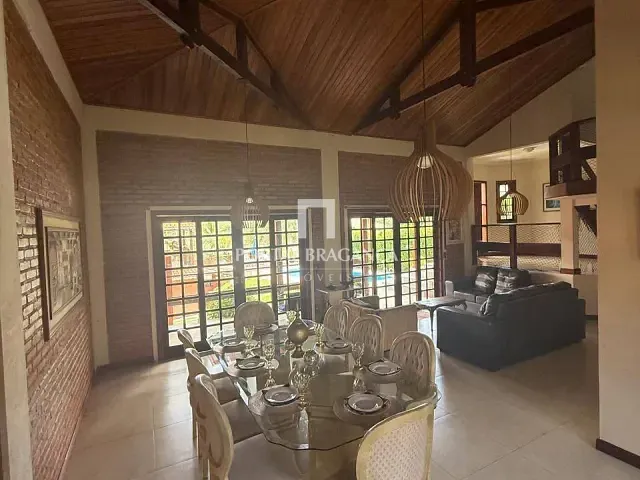 Chácara com 1200m² 4 quartos e 5 banheiros, à venda, no bairro Sete Pontes em Bragança Paulista