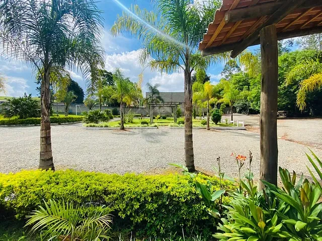 Chácara com 20000m² 6 quartos e 5 banheiros, à venda ou para alugar, no bairro Chácaras Poços de Caldas em Poços de Caldas