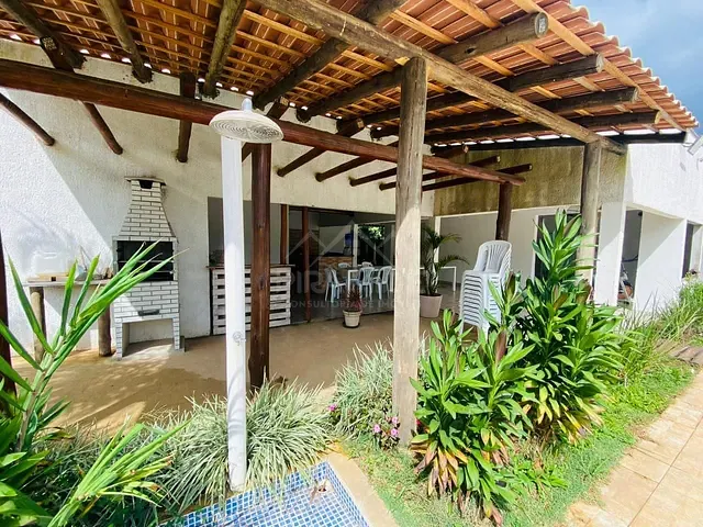 Chácara com 20000m² 6 quartos e 5 banheiros, à venda ou para alugar, no bairro Chácaras Poços de Caldas em Poços de Caldas