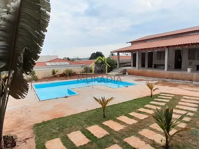 Chácara 2 quartos e 2 banheiros, para alugar, no bairro Flor do Estado em Guaxupé