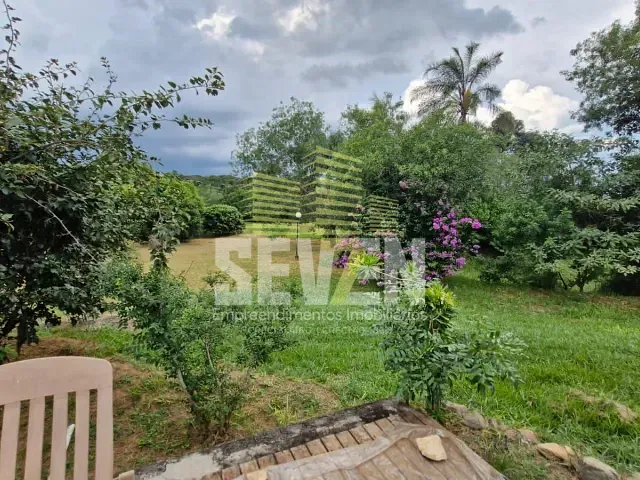 Chácara com 20000m² 4 quartos e 4 banheiros, à venda, no bairro Chácaras Bauruenses em Bauru