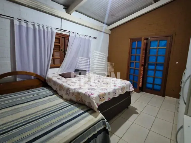 Chácara com 20000m² 4 quartos e 4 banheiros, à venda, no bairro Chácaras Bauruenses em Bauru