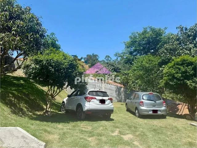 Chácara com 1300m² 3 quartos e 2 banheiros, à venda, no bairro Parque Alpina em Igaratá