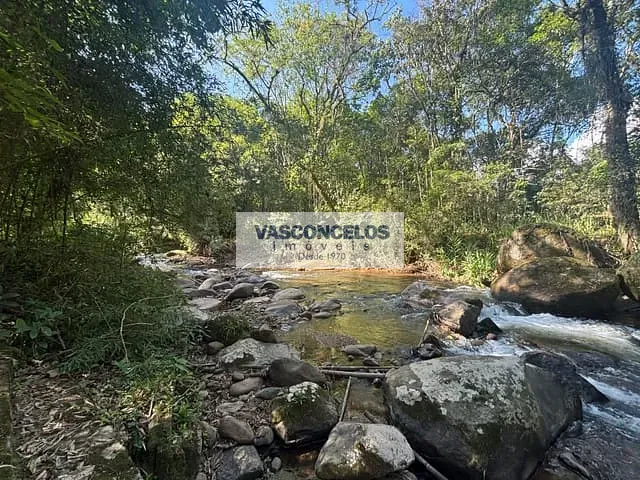 Chácara com 2000m² 4 quartos e 3 banheiros, à venda, no bairro Lavras em São Francisco Xavier
