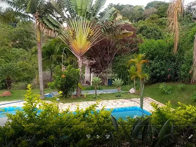 Chácara com 2150m² 3 quartos e 2 banheiros, à venda, no bairro Jardim Estância Brasil em Atibaia