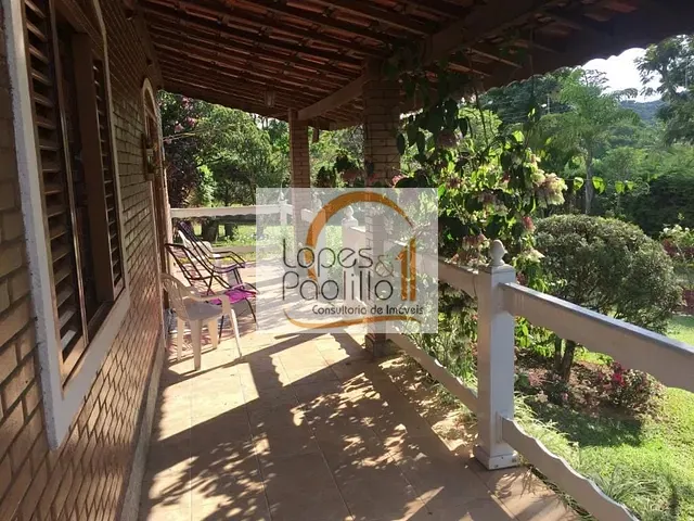 Chácara com 2451m² 3 quartos e 4 banheiros, à venda, no bairro Estância Santa Maria do Laranjal em Atibaia