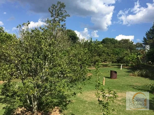 Chácara com 2451m² 3 quartos e 4 banheiros, à venda, no bairro Estância Santa Maria do Laranjal em Atibaia