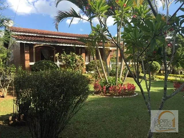 Chácara com 2451m² 3 quartos e 4 banheiros, à venda, no bairro Estância Santa Maria do Laranjal em Atibaia