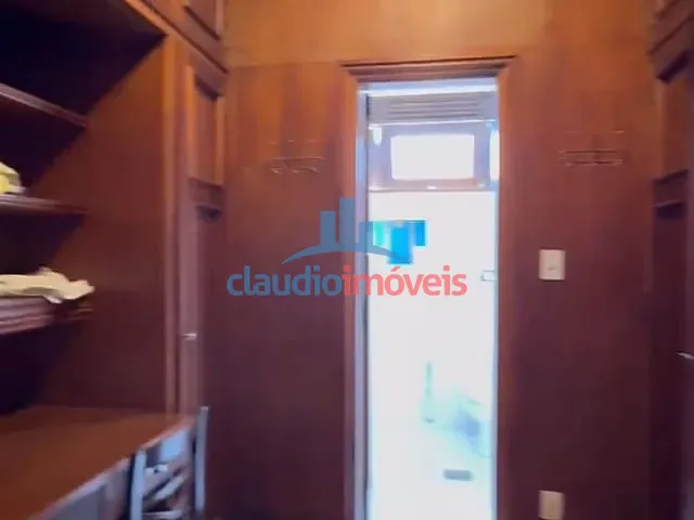 Chácara com 10000m² 5 quartos e 4 banheiros, à venda, no bairro Quatis em Quatis
