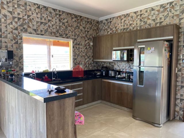 Chácara com 1000m², à venda, no bairro Barreiro em Taubaté