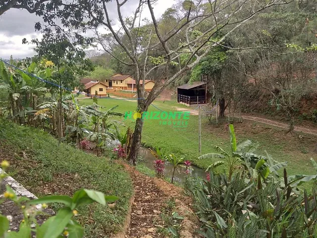 Chácara com 169400m², à venda, no bairro Nogueira em Guararema