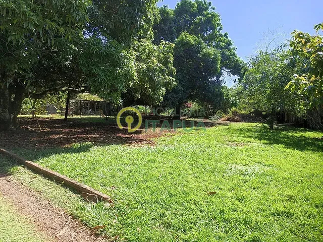 Chácara com 3274m² 4 quartos e 2 banheiros, à venda, no bairro Lindóia em Londrina
