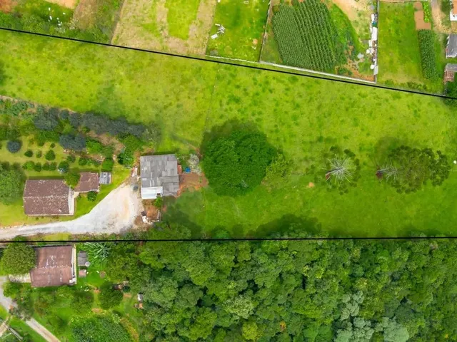 Chácara com 11216m² 4 quartos e 1 banheiro, à venda, no bairro Cercadinho em Campo Largo