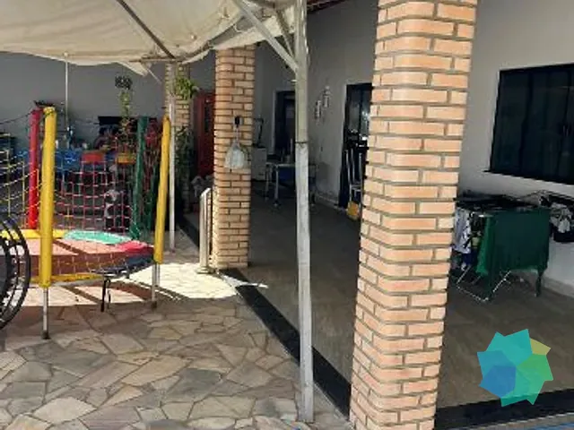 Chácara com 1182m² 4 quartos e 4 banheiros, à venda, no bairro Chácara Iracema em Salto