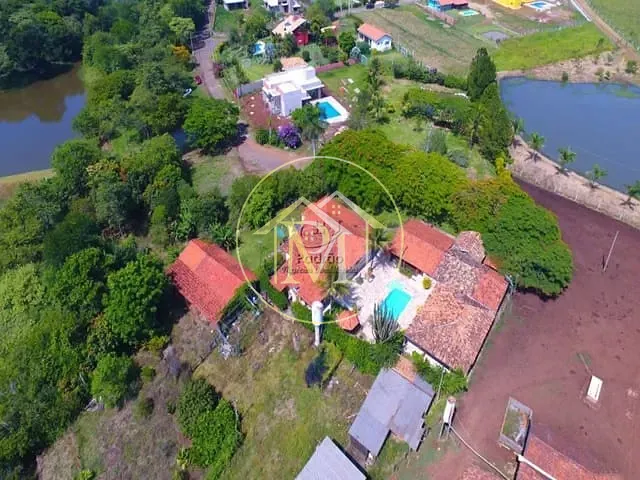 Chácara com 5000m² 3 quartos e 3 banheiros, à venda, no bairro Jardim Simus em Sorocaba