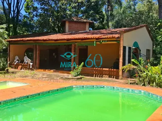 Chácara com 11500m² 3 quartos e 3 banheiros, à venda, no bairro Estância Vargem Bonita em Senador Canedo