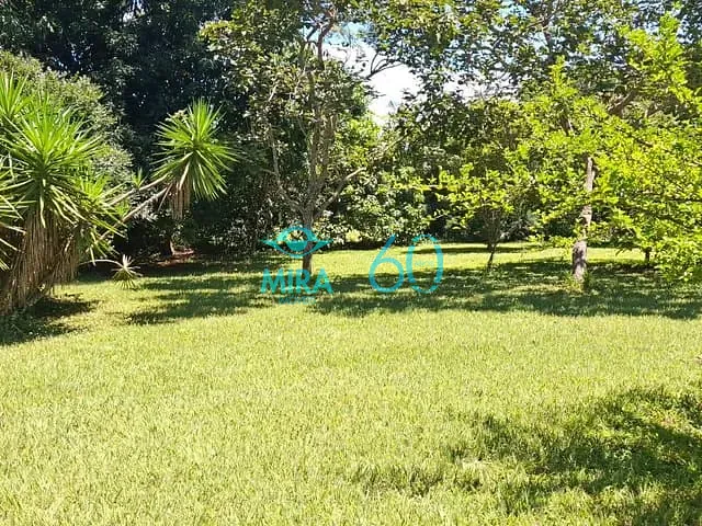 Chácara com 11500m² 3 quartos e 3 banheiros, à venda, no bairro Estância Vargem Bonita em Senador Canedo