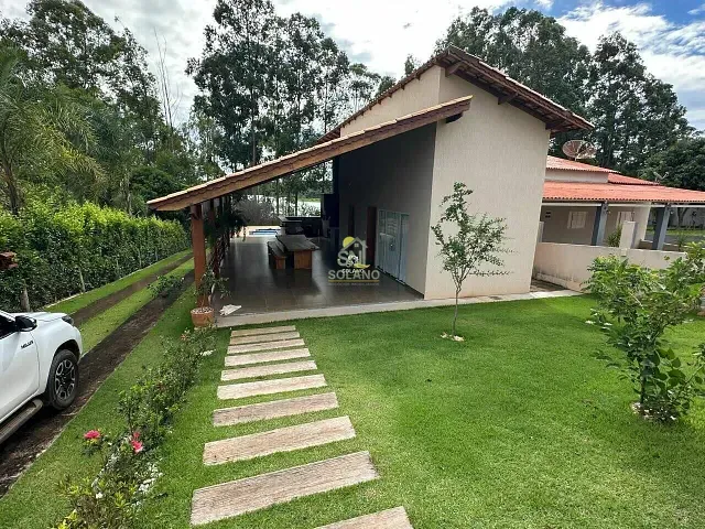 Chácara com 1032m² 3 quartos e 4 banheiros, à venda, no bairro Centro em Abadiânia