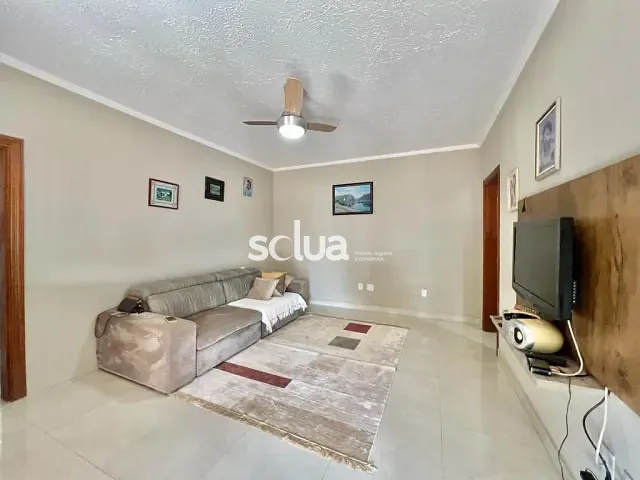 Chácara com 1043m² 4 quartos e 4 banheiros, à venda, no bairro Chácara San Martin (Nova Veneza) em Sumaré