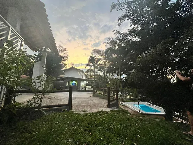 Chácara com 2500m² 3 quartos e 4 banheiros, à venda, no bairro Recanto dos Palmares em Atibaia