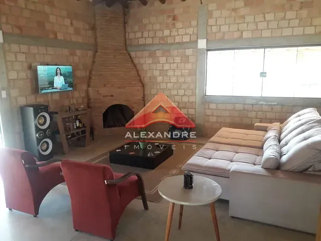 Chácara com 15500m² 2 quartos e 1 banheiro, à venda, no bairro Ribeirão Grande em Pindamonhangaba