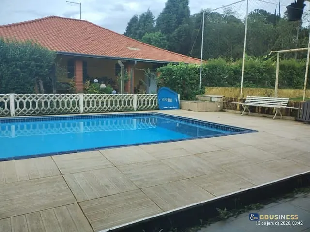Chácara com 760m² 4 quartos e 3 banheiros, à venda, no bairro Residencial Terriaca em Ibiúna