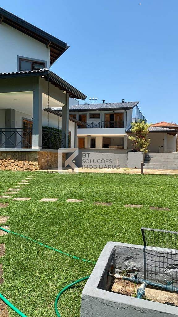 Chácara à venda com 6 quartos, 680m² - Foto 2