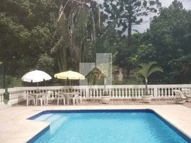Chácara com 5975m² 5 quartos e 2 banheiros, à venda, no bairro Bairro dos Fernandes em Jundiaí