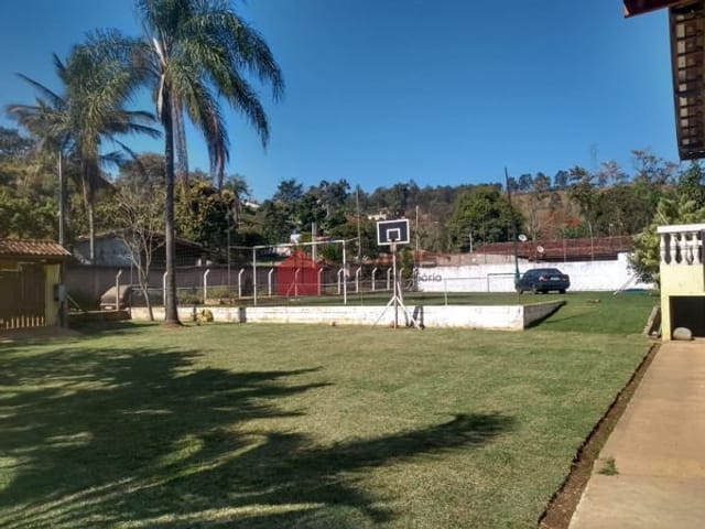 Chácara com 3000m², à venda, no bairro Goiabal em Pindamonhangaba
