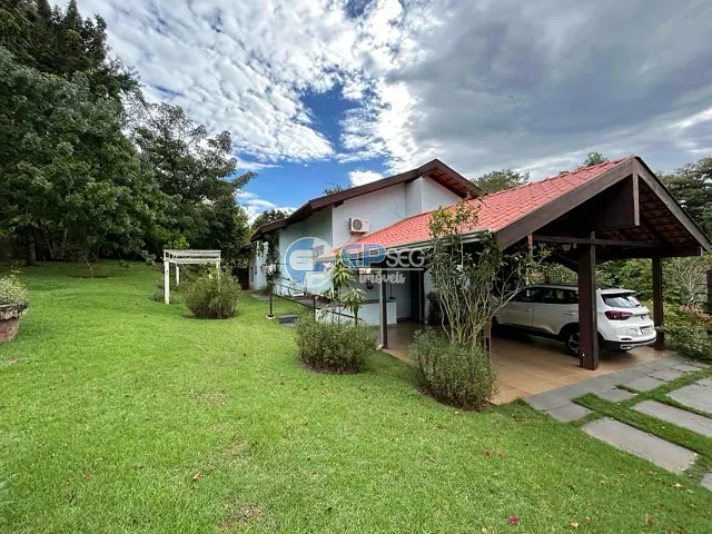 Chácara com 2482m² 4 quartos e 4 banheiros, à venda, no bairro Estância Cabral em Cambé