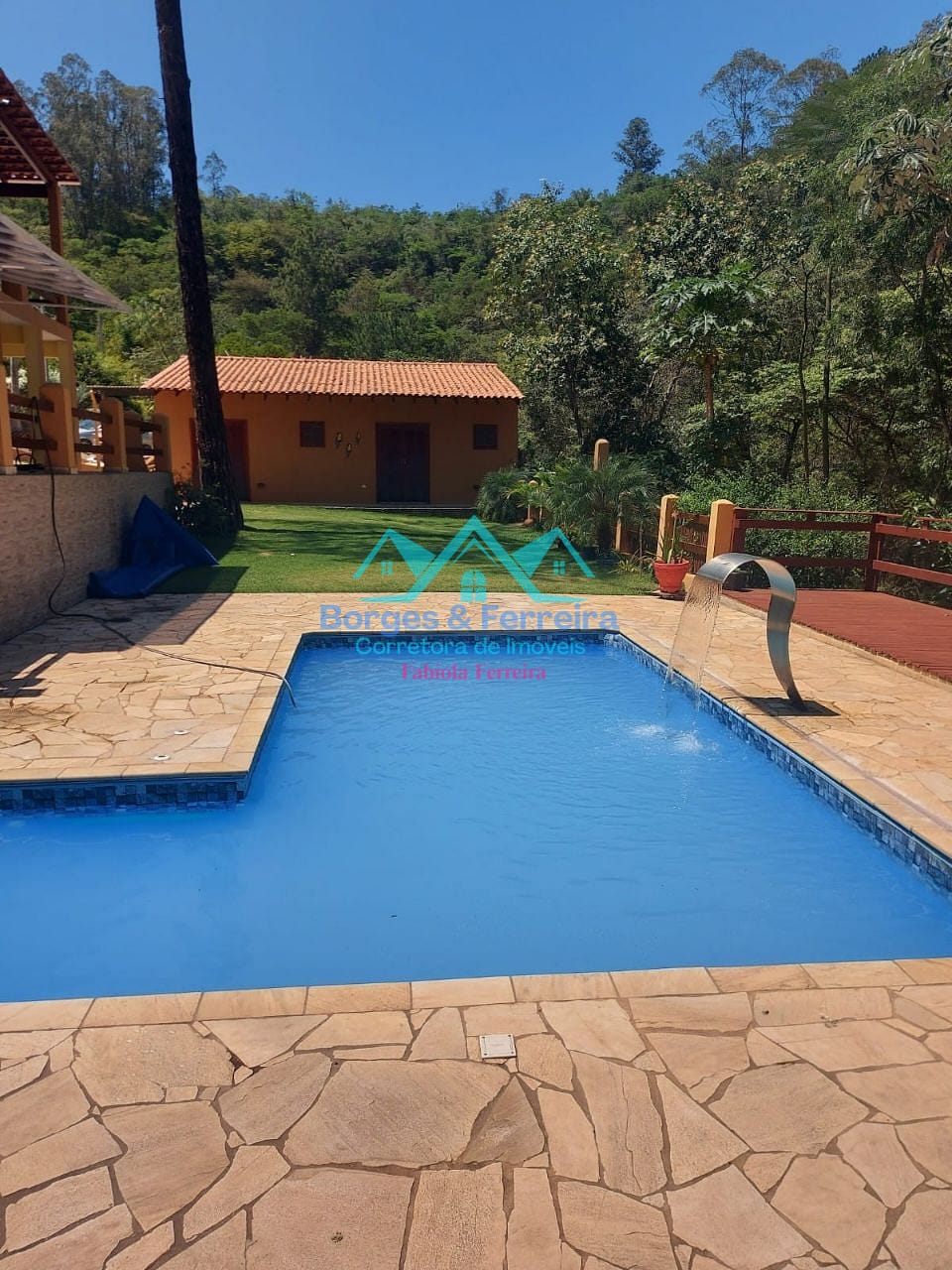 Chácara, 5 quartos, 1780 m² - Foto 1