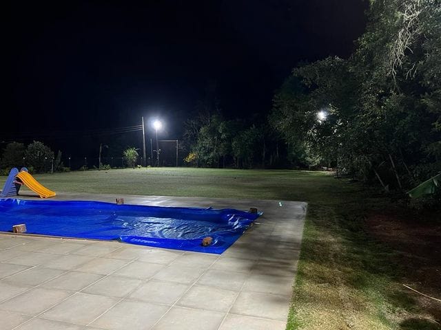 Foto do Chácara - Chácara à venda, Patrimônio Regina - Salão de festa com área gourmet - Piscina - Lago de pesca - Campo de futebol - 12 min do Catuai Shopping | Guepardo Imob