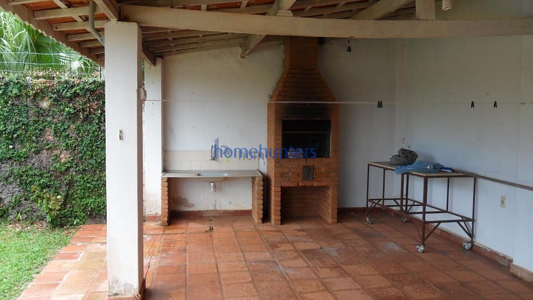 Chácara à venda com 3 quartos, 200m² - Foto 15