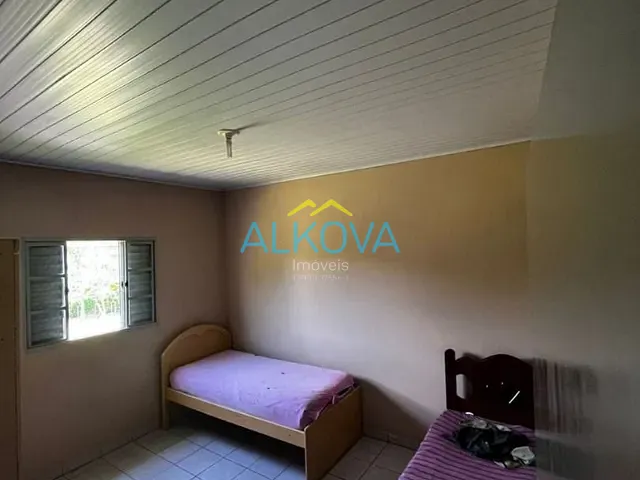 Chácara com 3000m² 3 quartos e 1 banheiro, à venda, no bairro Jardim Santa Hermínia em São José dos Campos