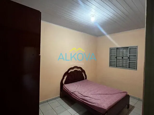 Chácara com 3000m² 3 quartos e 1 banheiro, à venda, no bairro Jardim Santa Hermínia em São José dos Campos
