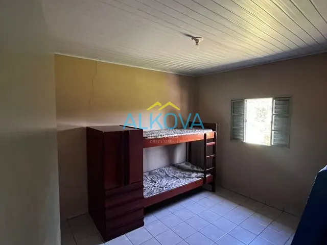 Chácara com 3000m² 3 quartos e 1 banheiro, à venda, no bairro Jardim Santa Hermínia em São José dos Campos