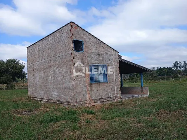 Chácara com 3000m² 1 quarto e 1 banheiro, à venda, no bairro Zona Rural em Mococa