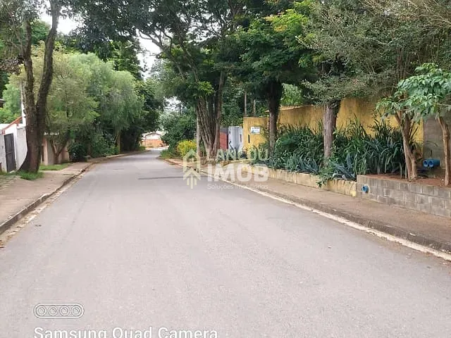 Chácara com 1086m² 1 quarto e 1 banheiro, à venda, no bairro Jardim Pellizzari Jundiaí em Jundiaí