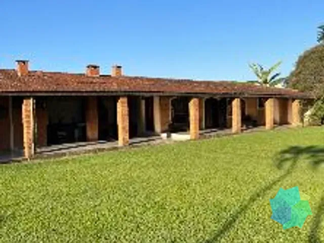 Chácara com 3000m² 6 quartos e 4 banheiros, à venda, no bairro João Jabour em Salto
