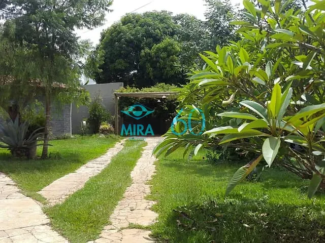 Chácara com 3011m² 4 quartos e 5 banheiros, à venda, no bairro Estância Vargem Bonita em Senador Canedo